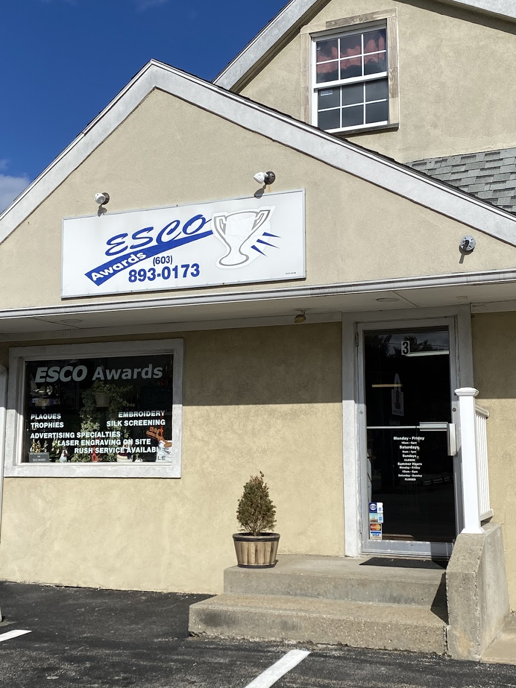 Esco Awards | 375 S Broadway UNIT 3, Salem, NH 03079, USA | Phone: (603) 893-0173