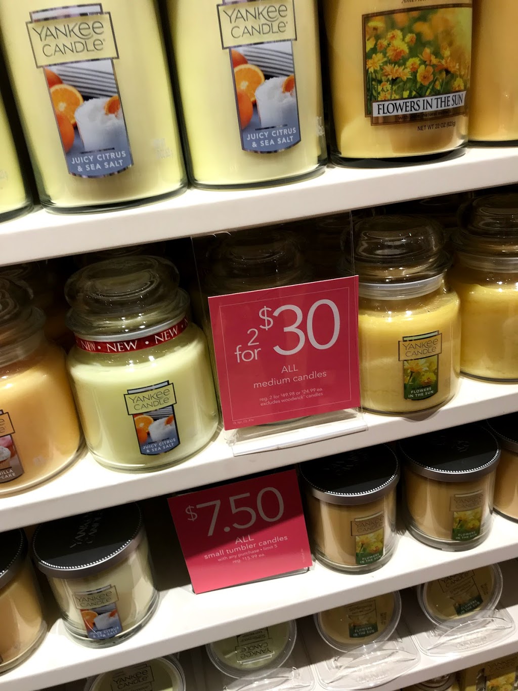 Yankee Candle | 1730 Robinson Centre Dr, Pittsburgh, PA 15205, USA | Phone: (412) 788-1280