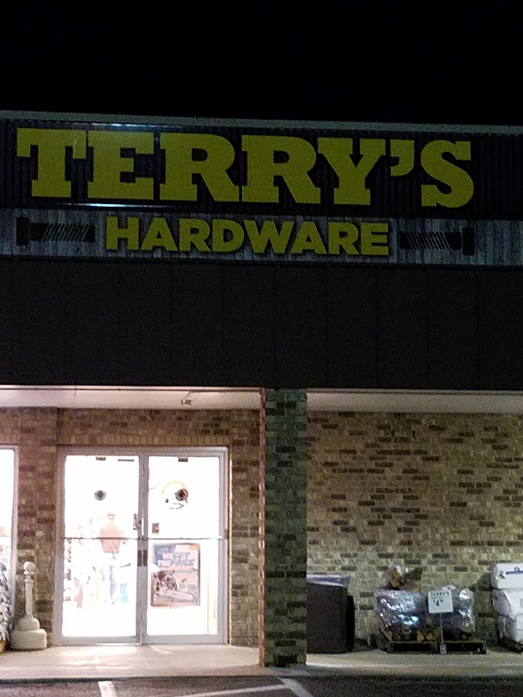 Terrys Hardware-Hastings | 375 33rd St W, Hastings, MN 55033, USA | Phone: (651) 437-3653