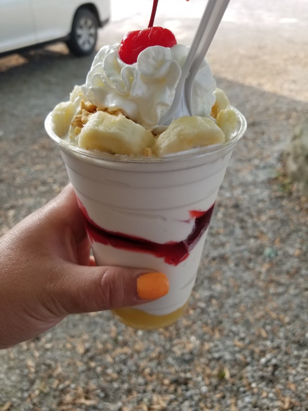 Brendas Ice Cream | 441136200010000005, Wolcottville, IN 46795 | Phone: (260) 584-3853