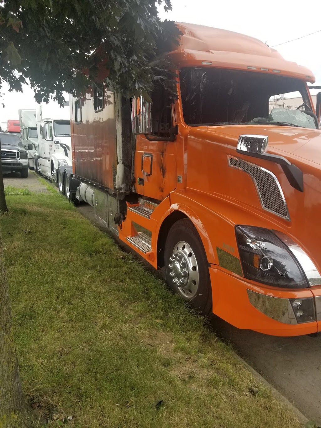 Phenix Trucking | 4080 Lonyo St, Detroit, MI 48210, USA | Phone: (313) 945-9175