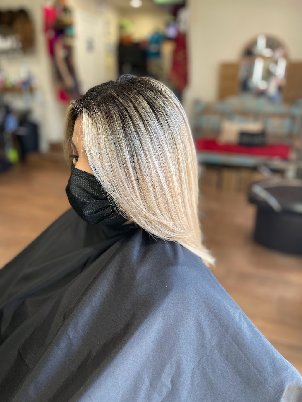 Simply Divine Salon | 806 E Palm Valley Blvd #B, Round Rock, TX 78664, USA | Phone: (512) 215-8402