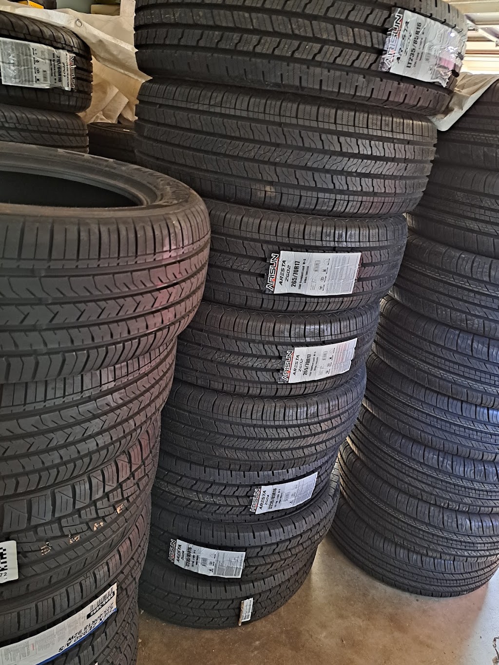 MJP TIRES INC | 1276 Amy Dr, Newman, CA 95360, USA | Phone: (209) 252-5183