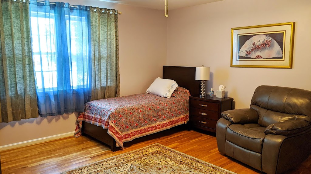 Montgomery Eldercare at Beaumont Road | 517 Beaumont Rd, Silver Spring, MD 20904, USA | Phone: (301) 655-1978