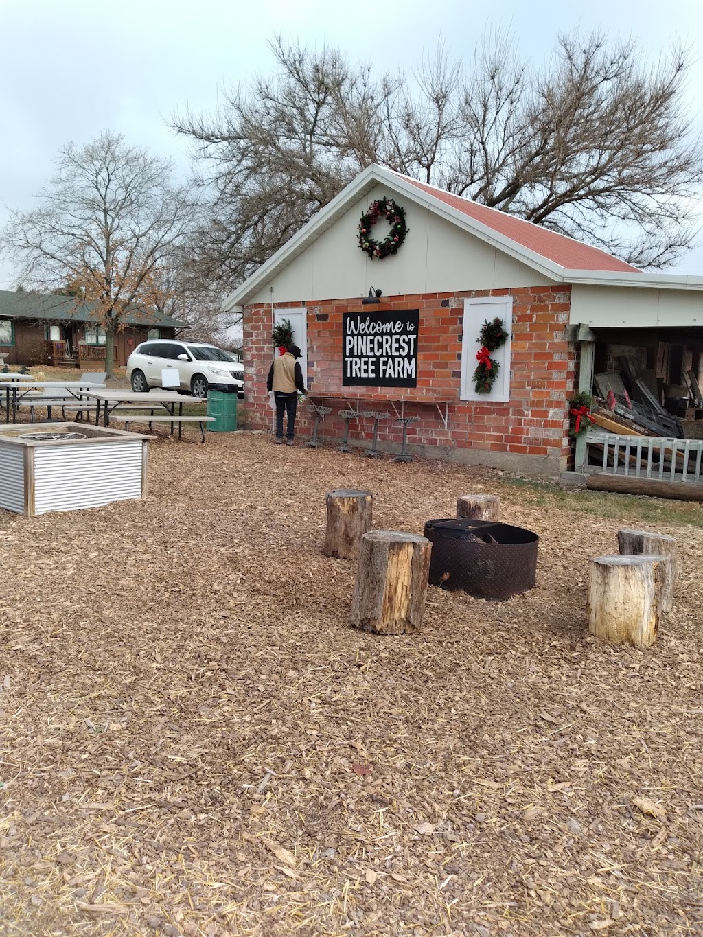 Pinecrest Tree Farm | 503 S Walnut St, Blue Springs, NE 68318, USA | Phone: (402) 645-3010