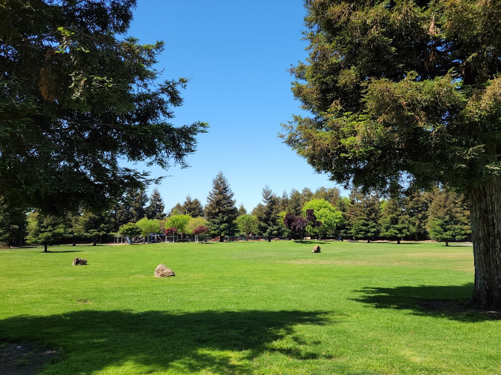 Halcyon Park | 1245 147th Ave, San Leandro, CA 94578, USA | Phone: (510) 577-3462