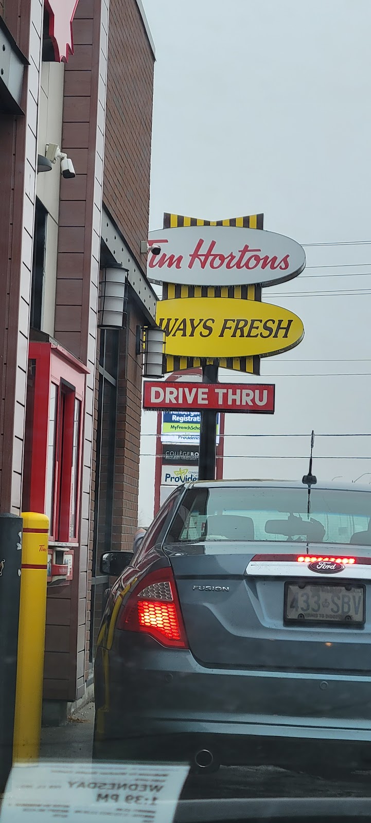 Tim Hortons | 3585 Forest Glade Dr, Windsor, ON N8T 0A3, Canada | Phone: (519) 974-8849