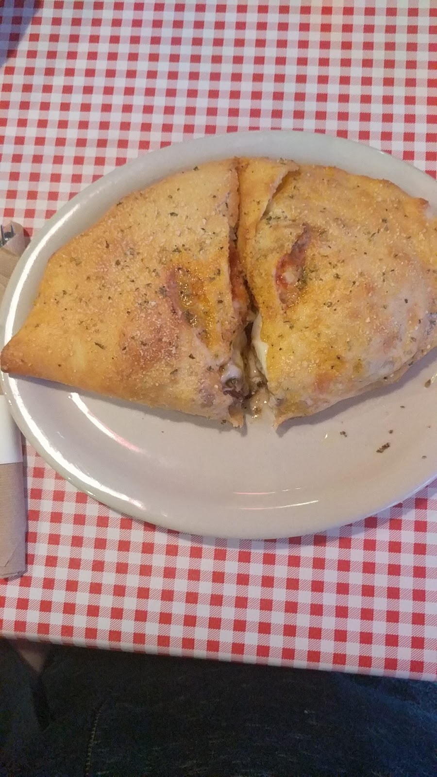 Uncle Joes Pizzeria | 3401 E Tudor Rd, Anchorage, AK 99507, USA | Phone: (907) 337-4652