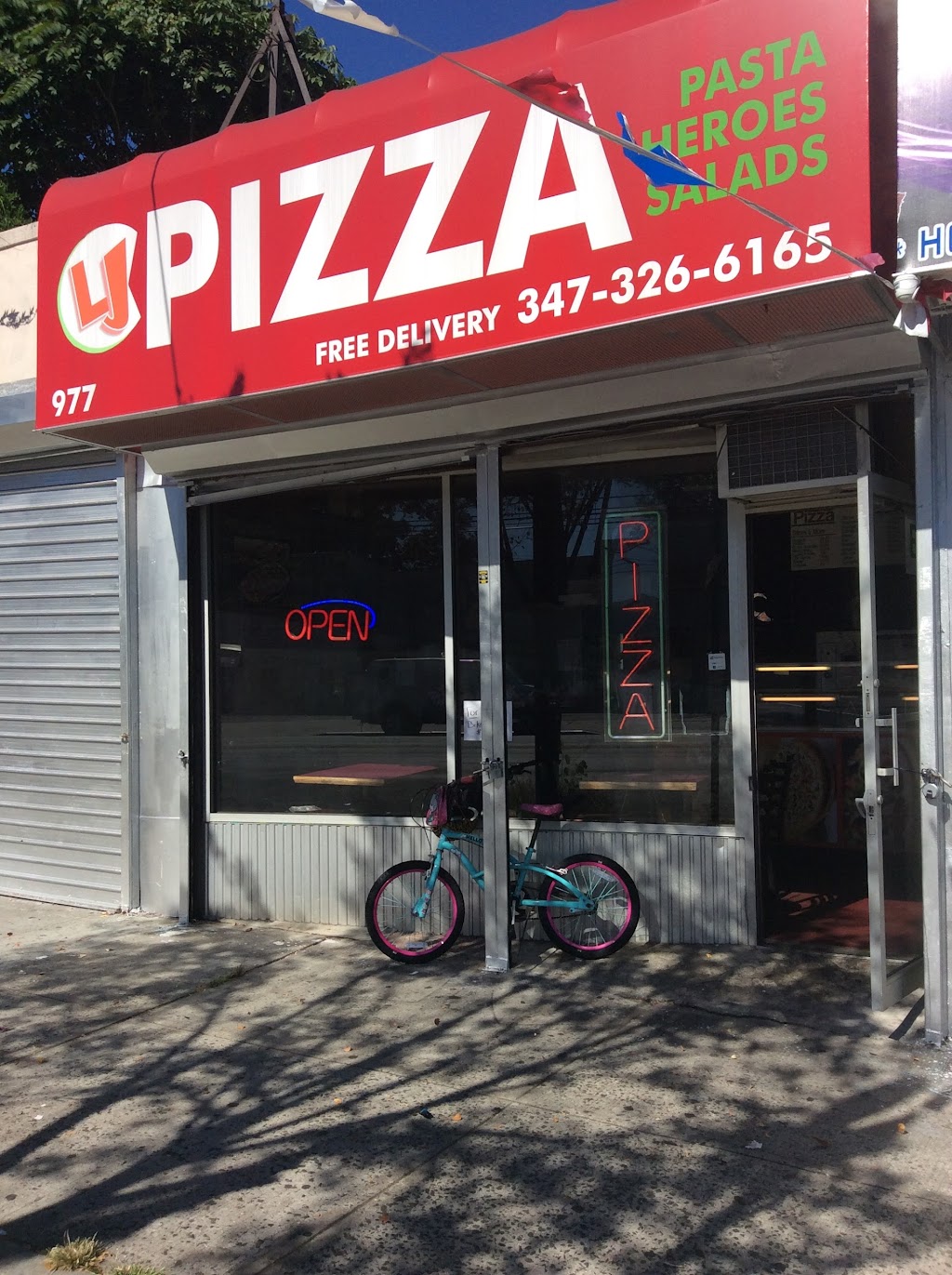 L J Pizza | 977 E 233rd St, Bronx, NY 10466, USA | Phone: (347) 326-6165