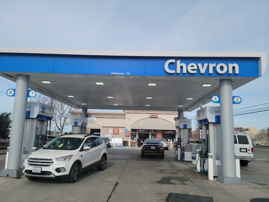 Chevron | 990 Redwood St, Vallejo, CA 94590, USA | Phone: (707) 648-0885