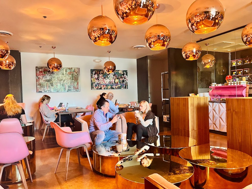 LUX Max Annex | 16220 N Scottsdale Rd, Scottsdale, AZ 85254, USA | Phone: (480) 553-0307