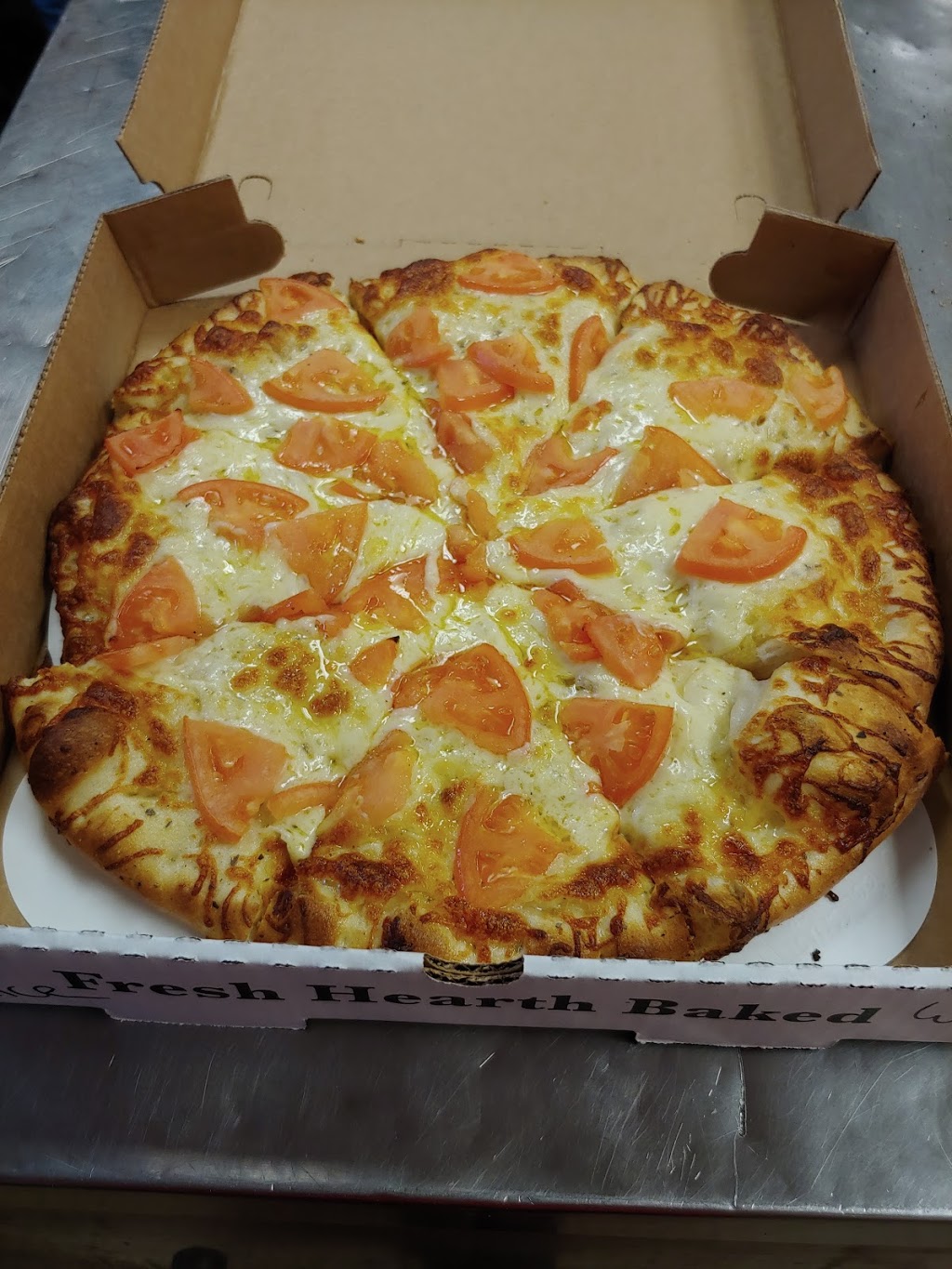 Armandos Pizza | 201 Tyrol Blvd, Belle Vernon, PA 15012 | Phone: (724) 684-5105