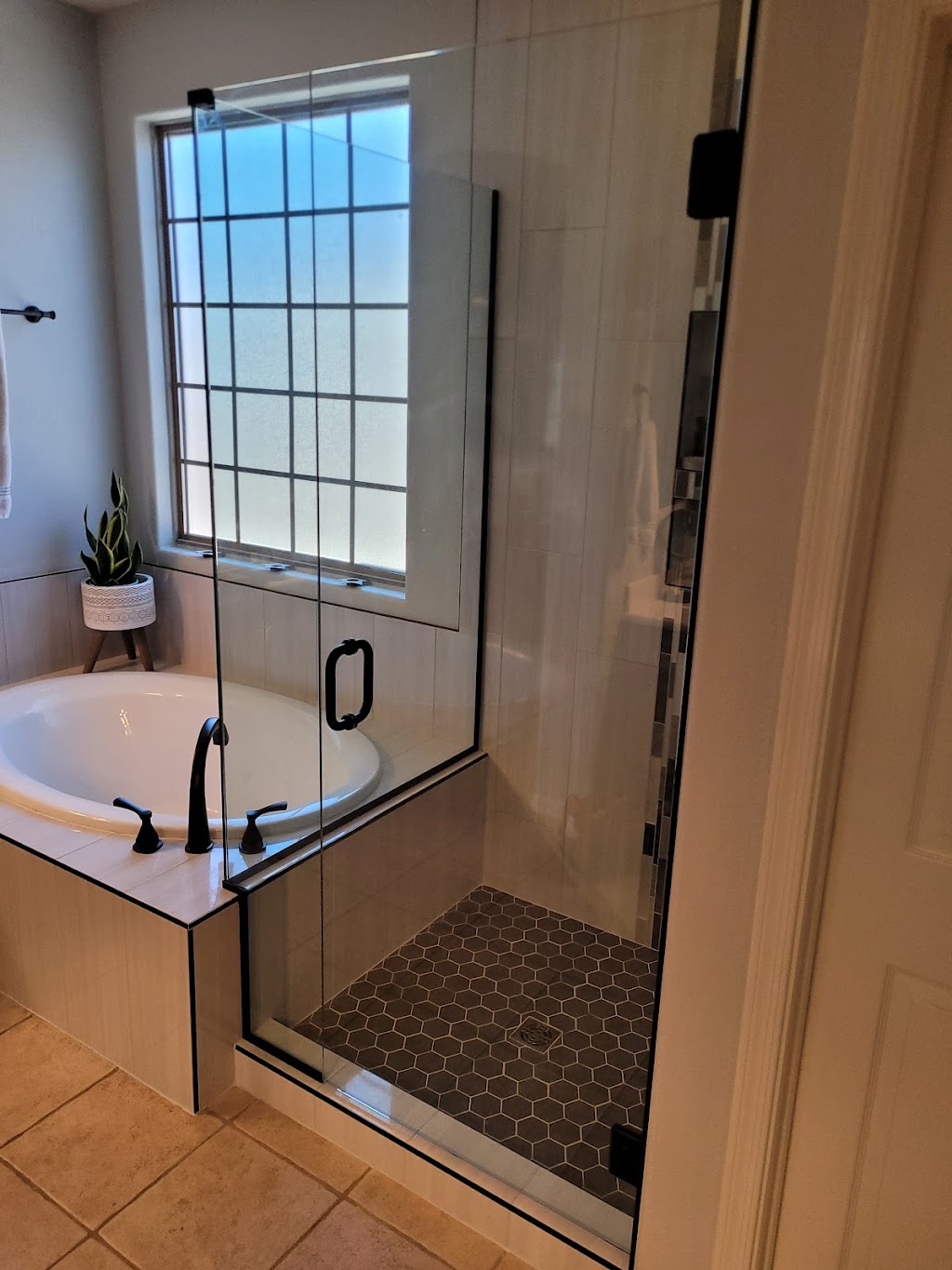 Buckeye Shower Door & Mirror | 20458 W Crescent Dr, Buckeye, AZ 85396, USA | Phone: (602) 989-3310