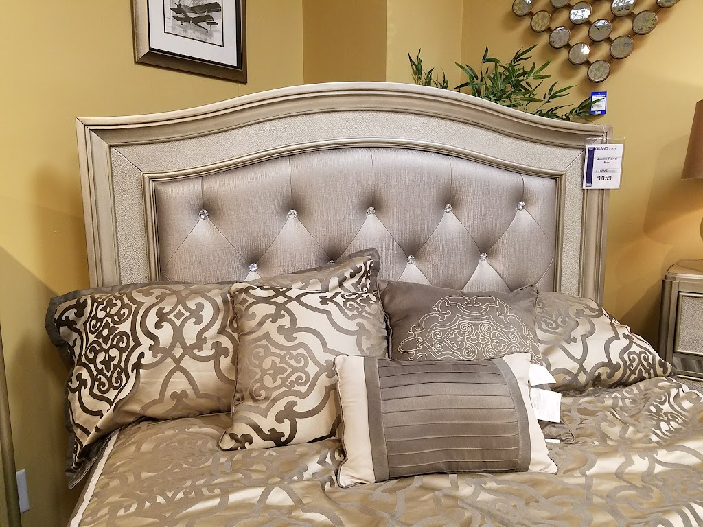 Grand Furniture | 12097 Jefferson Ave, Newport News, VA 23606, USA | Phone: (757) 872-9880