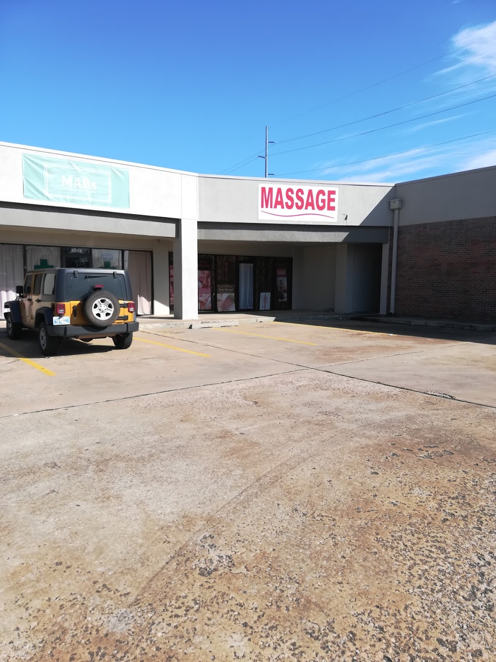 Rose Massage | 2317 E Lindsey St, Norman, OK 73071 | Phone: (405) 217-2818