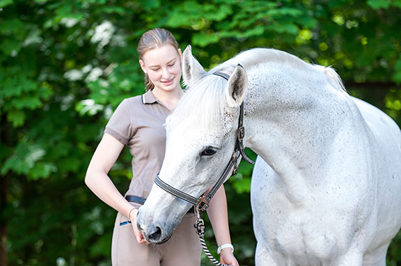 Isola Riding Academy | 3639 Alpine Rd, Portola Valley, CA 94028, USA | Phone: (650) 332-4886