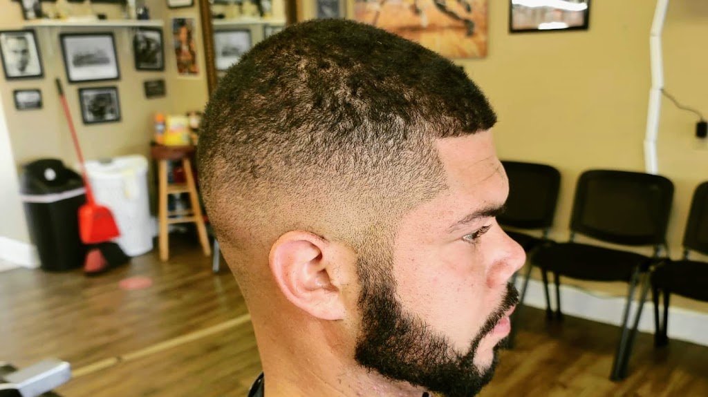 Moe Shands Barber Shop | 21 Reilly Rd Suite 11, Frankfort, KY 40601 | Phone: (502) 352-2493