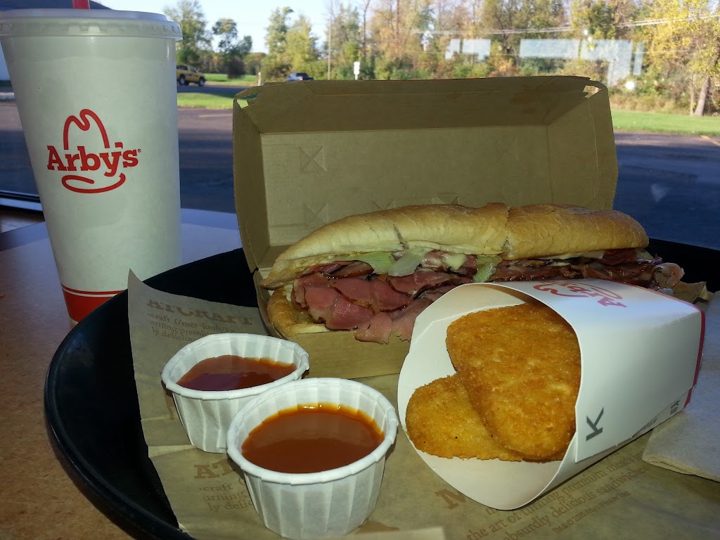 Arbys | 12400 Lake Blvd, Lindstrom, MN 55045, USA | Phone: (651) 257-1500