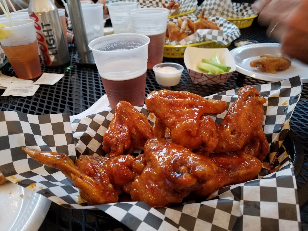 Mikes Wifes Bar & Grill | 905 Allegheny Ave, Oakmont, PA 15139, USA | Phone: (412) 828-2070