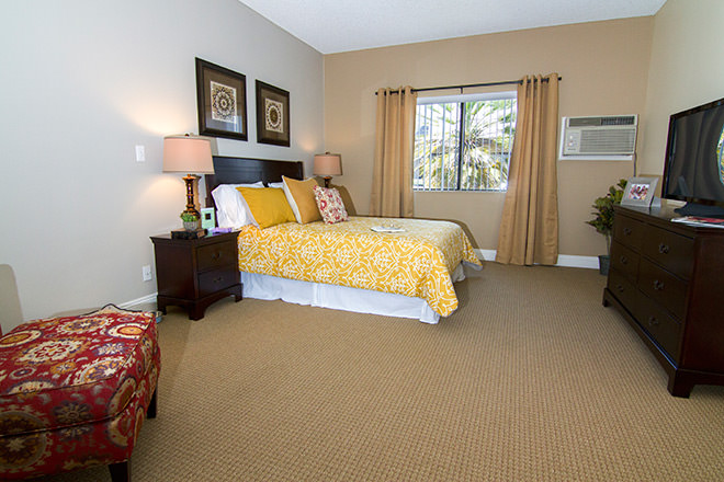 Summit Assisted Living of Tarzana | 5711 Reseda Blvd, Tarzana, CA 91356, USA | Phone: (818) 996-2022