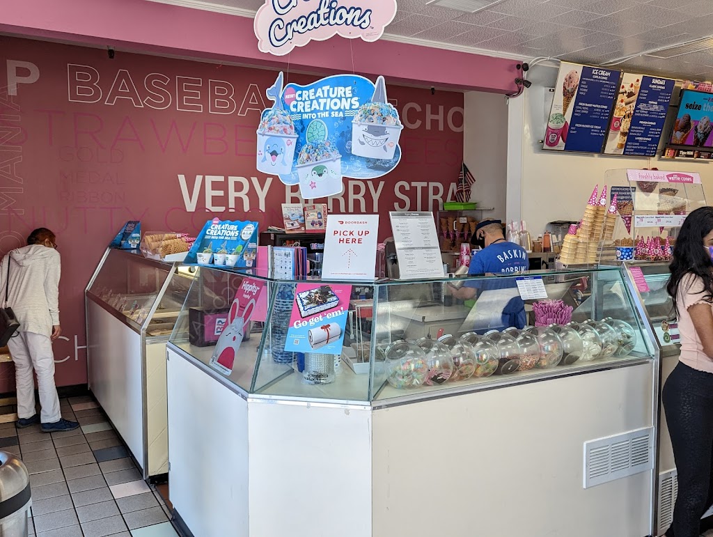 Baskin-Robbins | 1137 S De Anza Blvd, San Jose, CA 95129, USA | Phone: (408) 255-2811