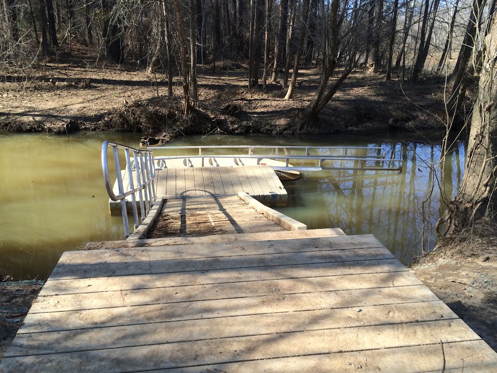 Robeson Creek Canoe Launch | Hanks Chapel Rd, Pittsboro, NC 27312, USA | Phone: (919) 362-0586