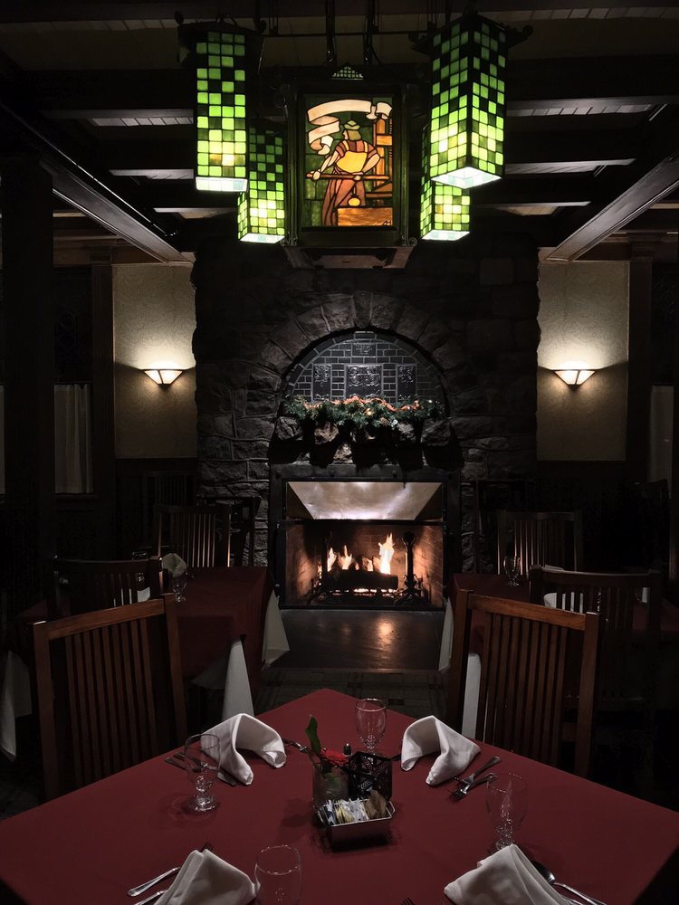 Roycroft Inn | 40 S Grove St, East Aurora, NY 14052, USA | Phone: (716) 652-5552