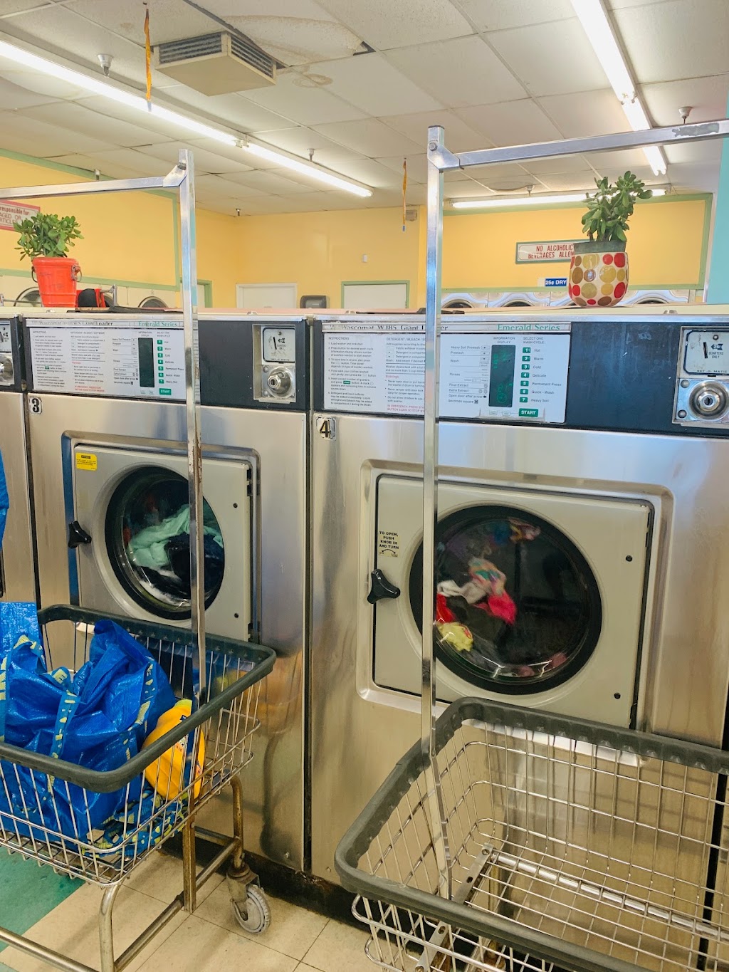 Albus Coin Laundry | 1425 Artesia Blvd, Gardena, CA 90248, USA | Phone: (310) 769-1814