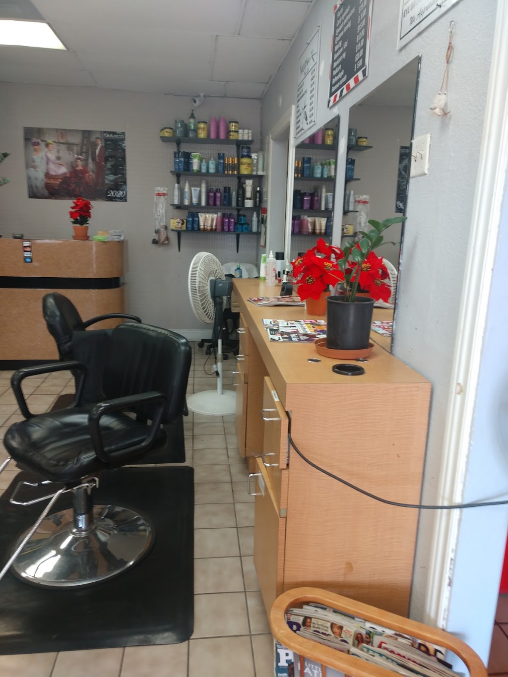 Ciara Barber and Beauty Salon | 1509 N Baker Ave, Ontario, CA 91764 | Phone: (909) 456-9859