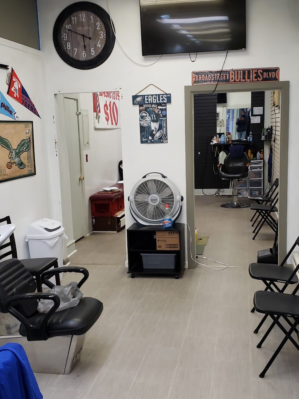 Modern Male Grooming Lounge | 339 E Main St, Collegeville, PA 19426 | Phone: (484) 961-8165