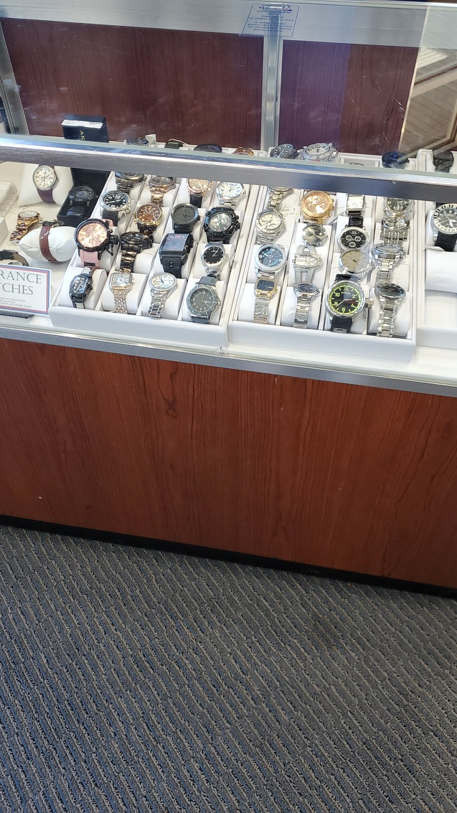 National Pawn and Jewelry | 6740 Fleetwood Dr, Raleigh, NC 27612, USA | Phone: (919) 390-7622