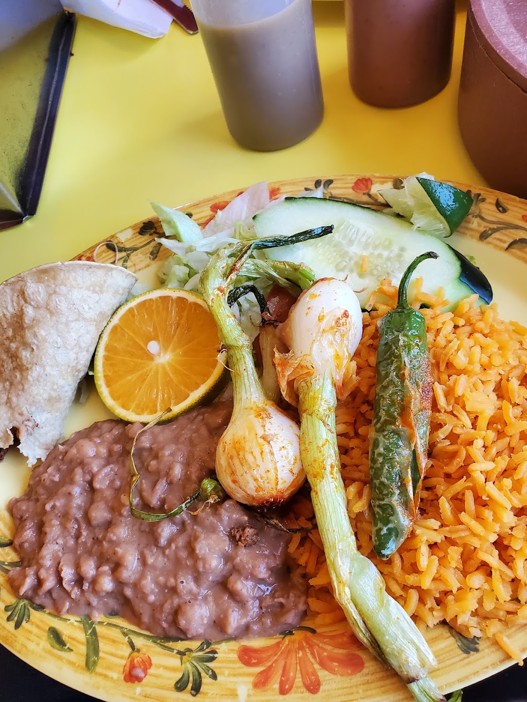 Los Compadres Mexican Restaurant | 3935 52nd St, Kenosha, WI 53144, USA | Phone: (262) 564-0031