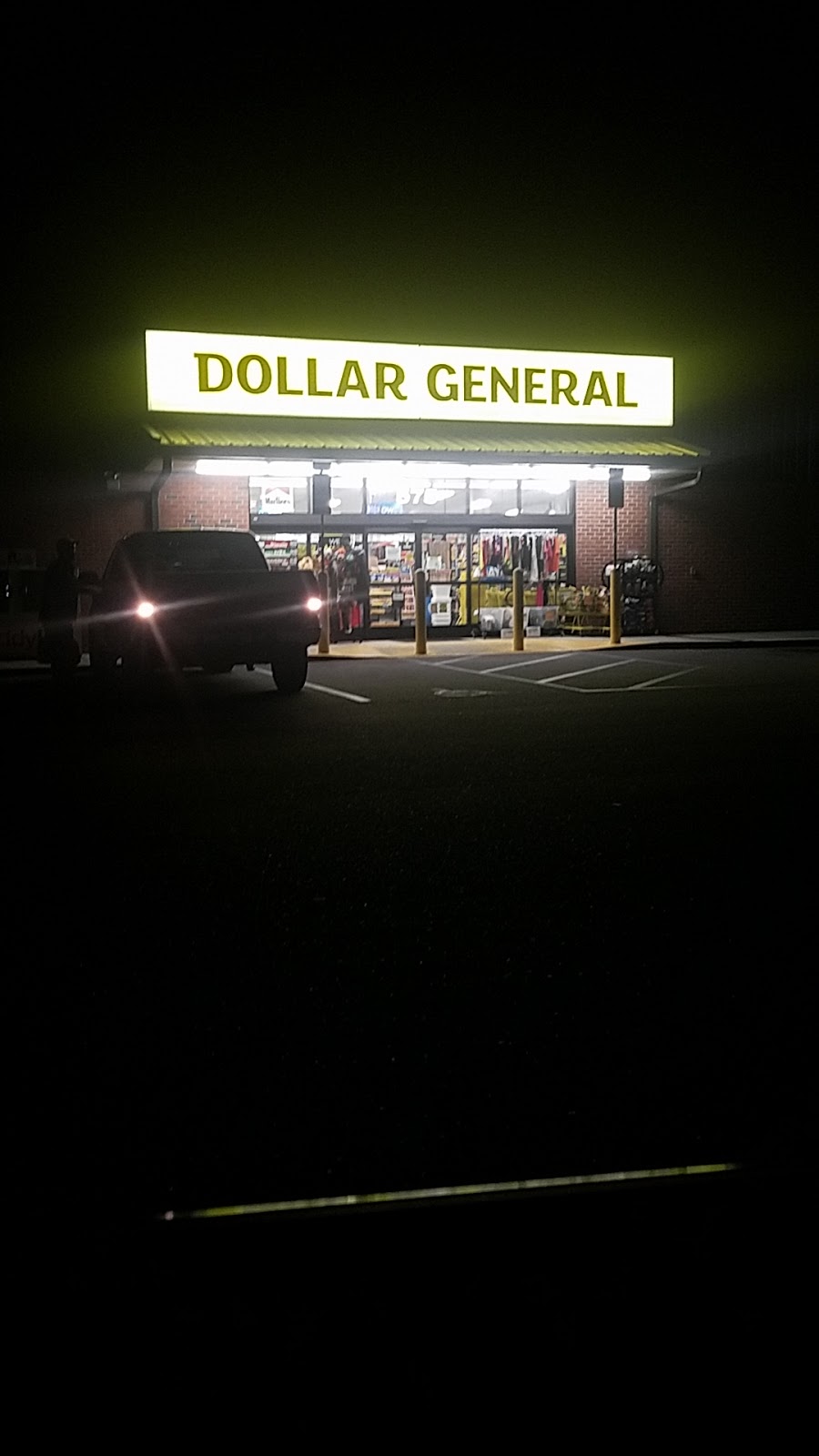 Dollar General | 575 Perry Taylor Rd, Mt Airy, NC 27030, USA | Phone: (336) 551-2352