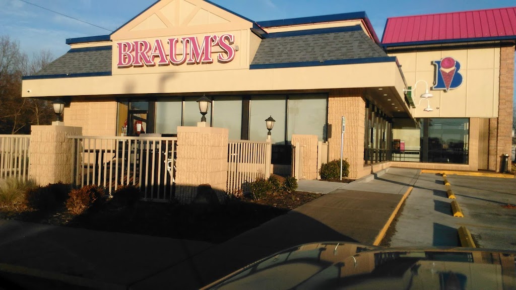 Braums Ice Cream & Dairy Store | 911 W 8th St, Wellington, KS 67152, USA | Phone: (620) 326-5868