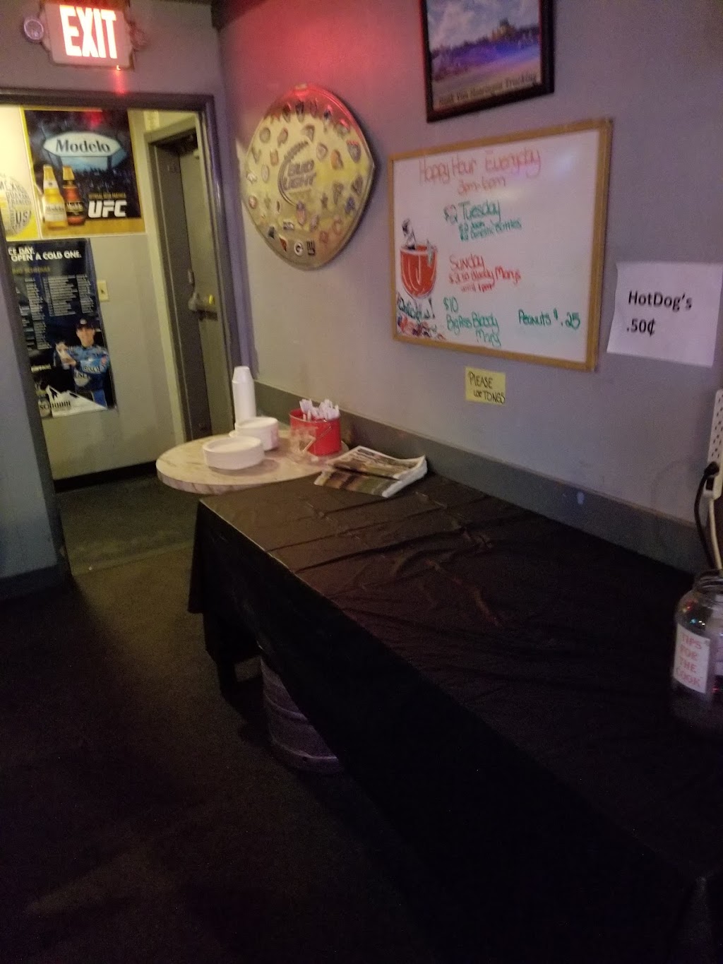 Spirits Lounge | 390 S 11th Ave, Hanford, CA 93230, USA | Phone: (559) 582-7747