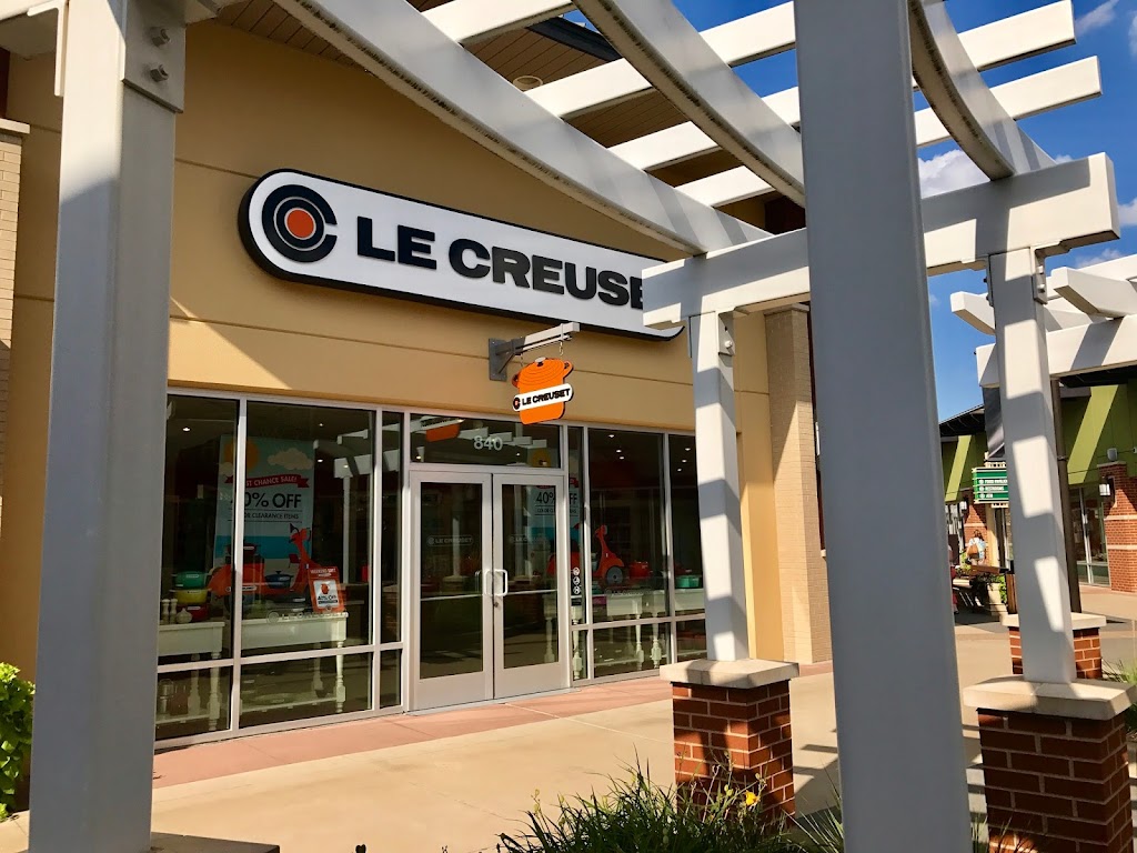 Le Creuset Outlet Store | 18511 Outlet Blvd #840, Chesterfield, MO 63005, USA | Phone: (636) 778-2408