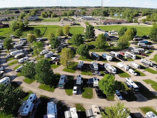 Madison Campground | 4859 Co Rd V, DeForest, WI 53532, USA | Phone: (608) 846-4528