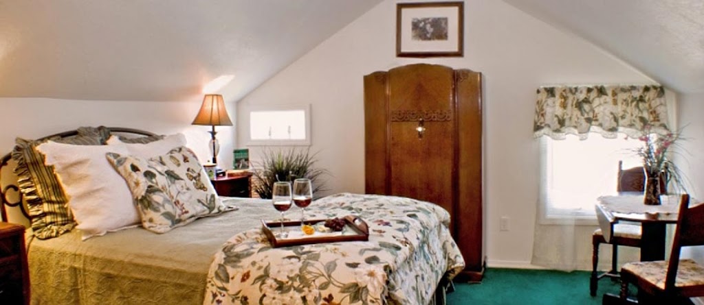 R. R. Thompson House Bed and Breakfast | 517 N Kutch St, Carlton, OR 97111, USA | Phone: (503) 852-6236