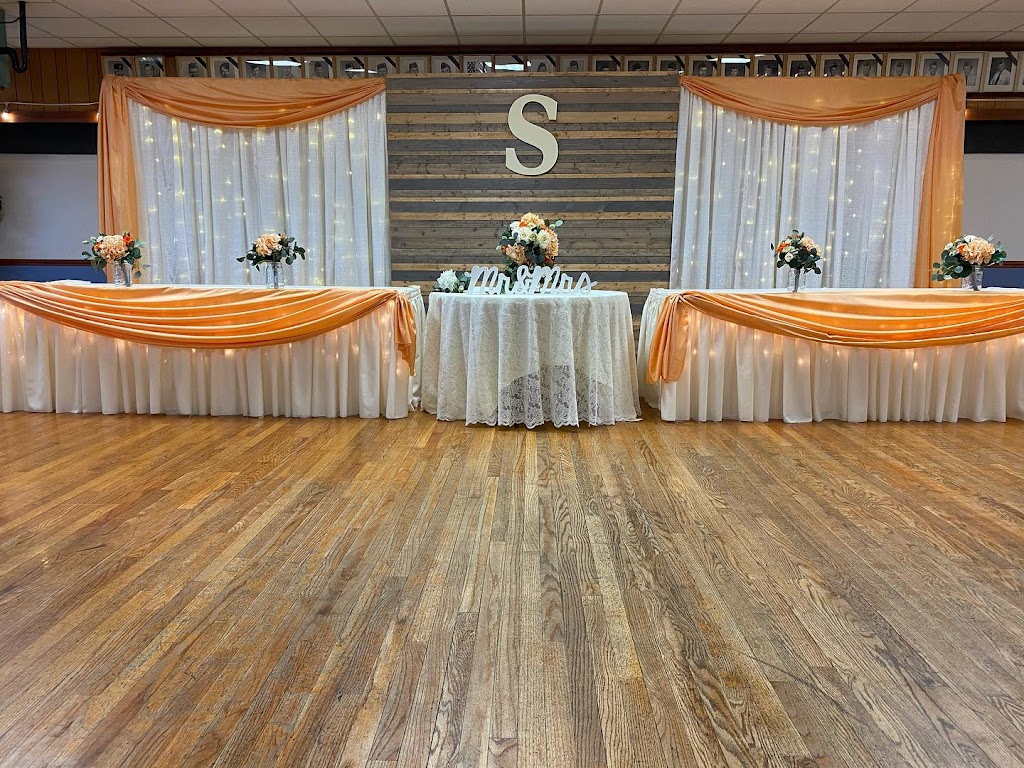 The Event Rental Gallery LLC. | 6925 E County Rd 1500 N, Batesville, IN 47006, USA | Phone: (812) 212-5164