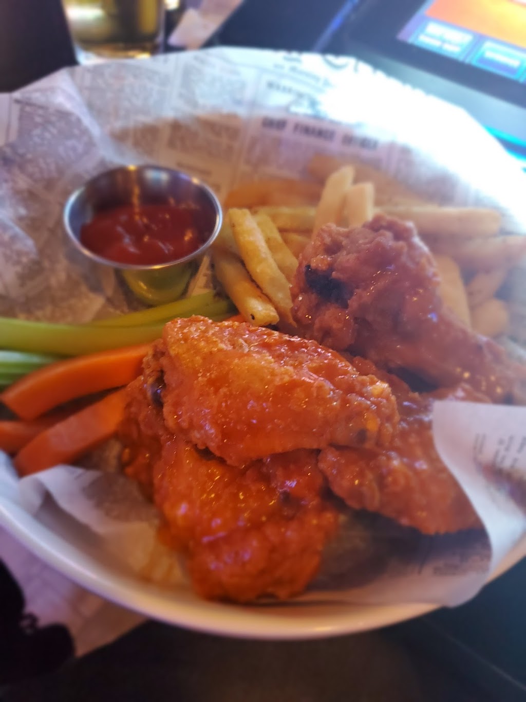 Aces Bar & Grill East | 35 S Gibson Rd, Henderson, NV 89012, USA | Phone: (702) 333-0041