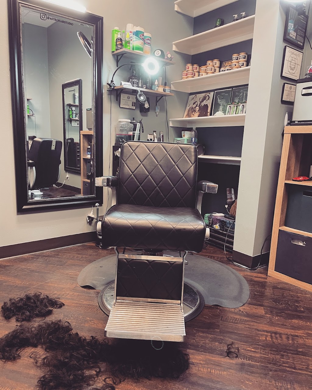 Astro Hair Studio | The Village Salons Salon, 7331 Gaston Ave #111, Dallas, TX 75214, USA | Phone: (469) 803-0931