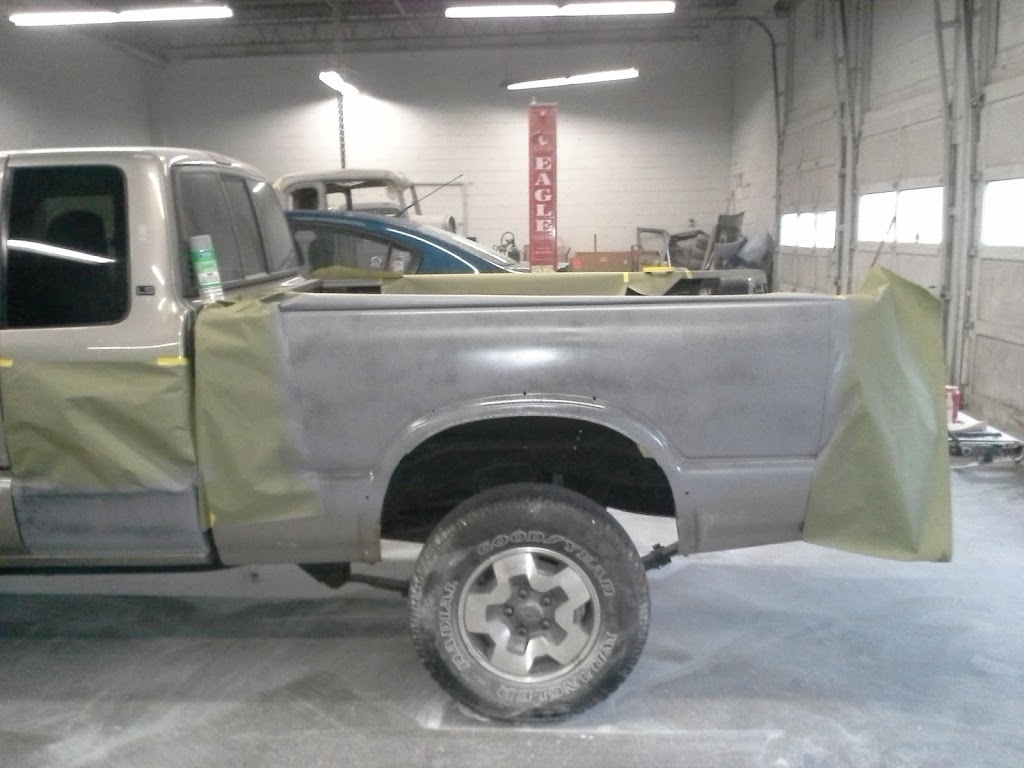 Maaco Auto Body Shop & Painting | 1741 Chrisler Ave, Schenectady, NY 12303, USA | Phone: (518) 723-0943