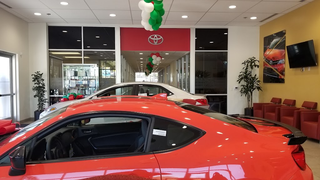 Toyota of Anaheim | 1331 N Euclid St, Anaheim, CA 92801, USA | Phone: (714) 879-6300