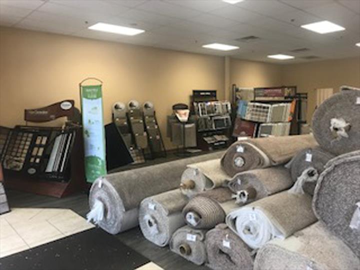 A & F Flooring | 300 N Maple St, Ellsworth, WI 54011, USA | Phone: (715) 273-1427