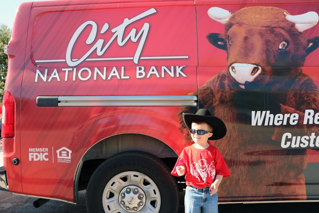 City National Bank & Trust ATM | 2400 S Country Club Rd, El Reno, OK 73036, USA | Phone: (866) 385-3444