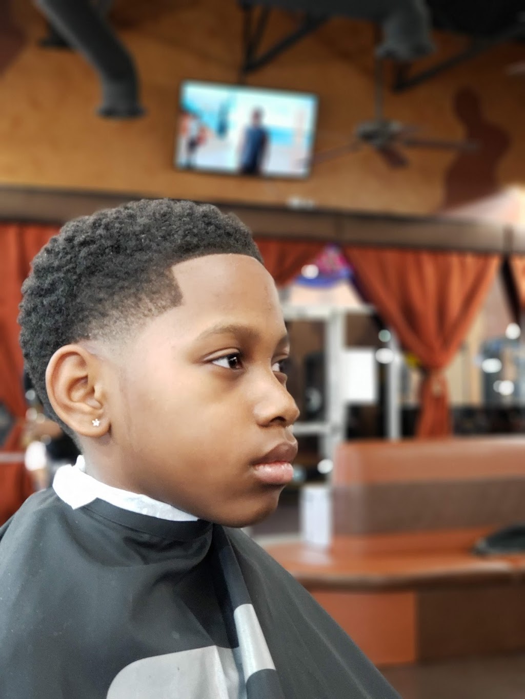 Blame The Barber | 2985 TX-360 #126, Grand Prairie, TX 75052, USA | Phone: (214) 444-9554