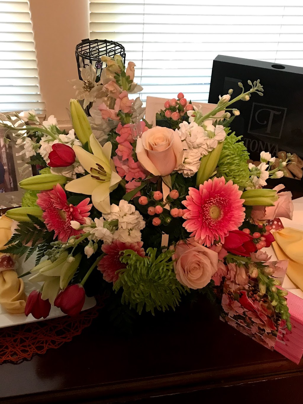 Rivers Bend Florist | 220 Johnson Creek Dr, Chester, VA 23836, USA | Phone: (804) 571-6318