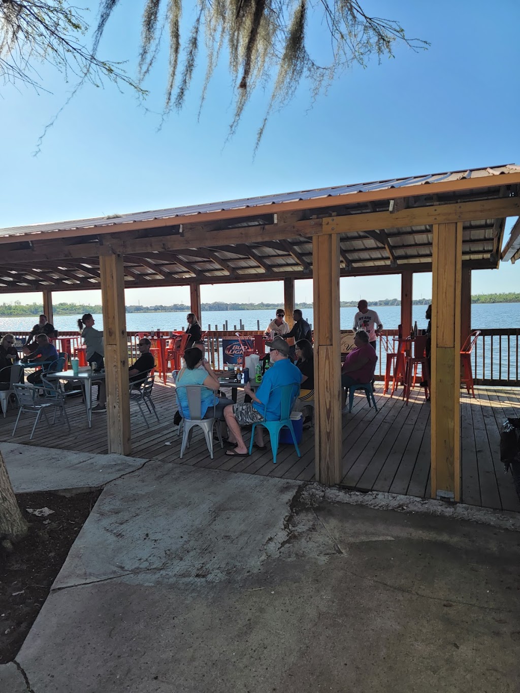 Ducky’s Dockside Bar & Grill | 1090 Shady Cove Rd E, Haines City, FL 33844, USA | Phone: (863) 353-5295