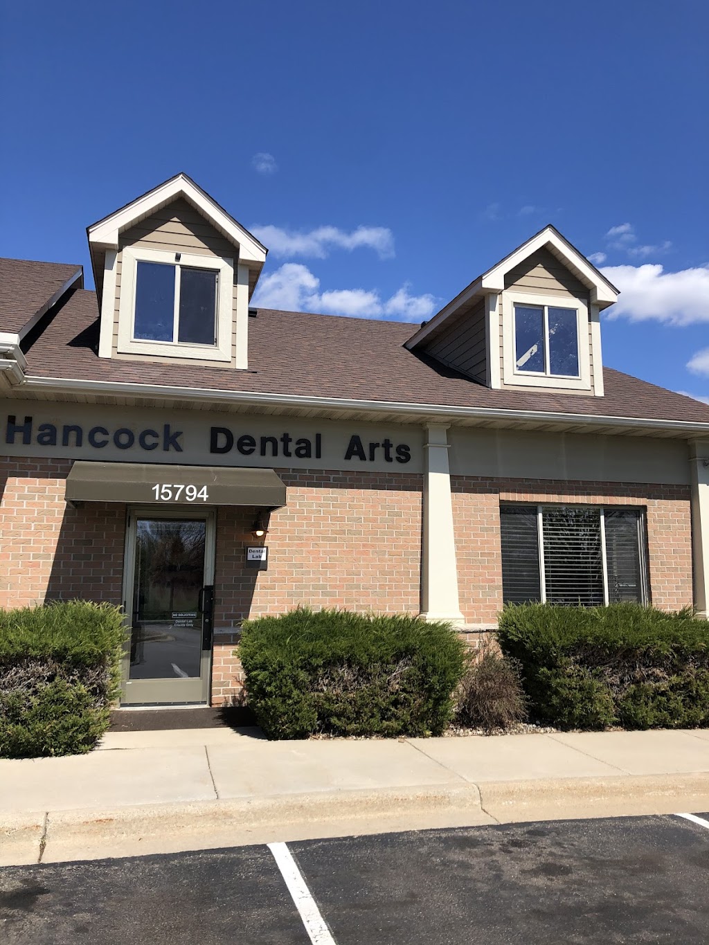 HANCOCK DENTAL ARTS | 15794 Venture Ln, Eden Prairie, MN 55344, USA | Phone: (612) 532-0590