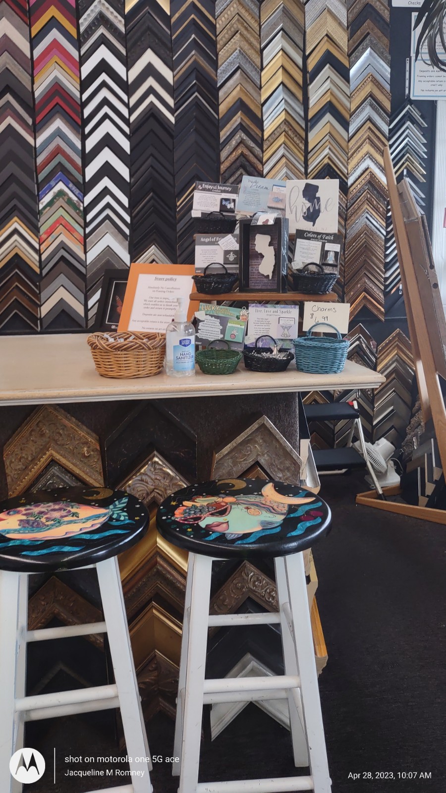 Lets Frame It | 27 E Prospect St, Waldwick, NJ 07463, USA | Phone: (201) 670-7666